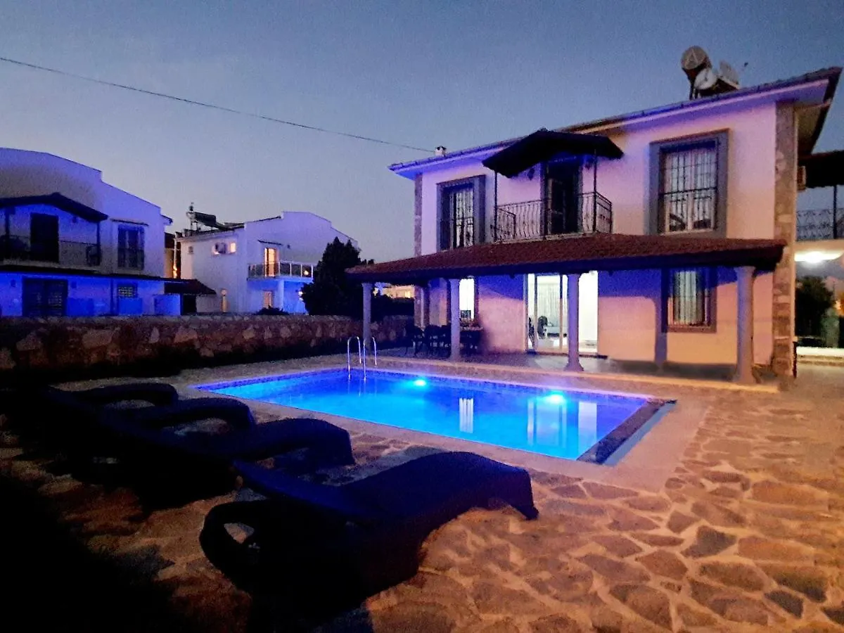 Bluberry Calis Beach Villa With Privat Pool Fethiye