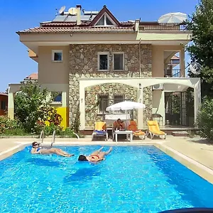 Cileks Aparthotel